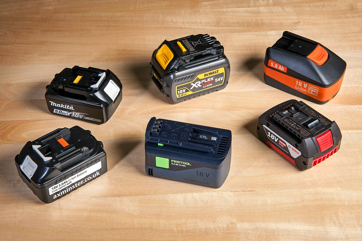 Battery life and maintenance of power tools